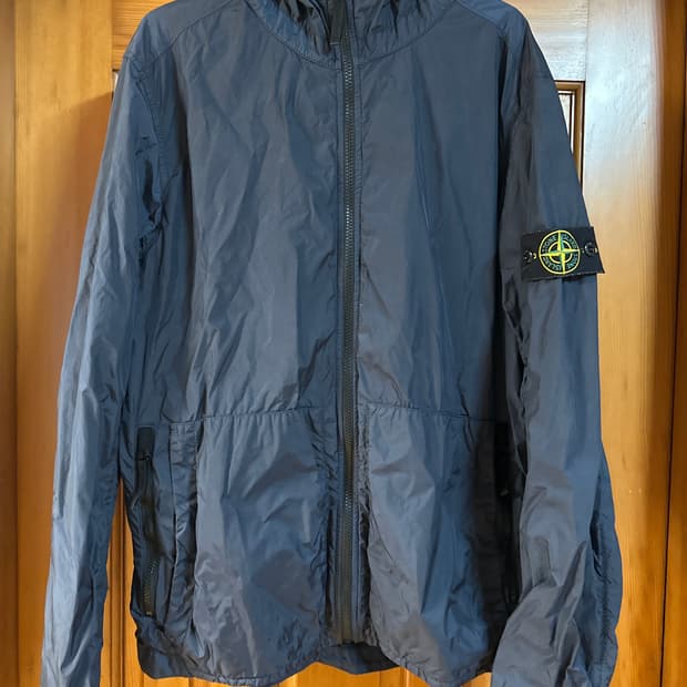 스톤아일랜드 20fw 크링클랩스 자켓