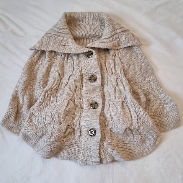 빈티지 모리걸 하구미 단추 니트 케이프 망토