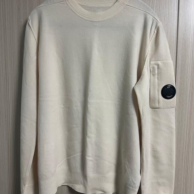 CP컴퍼니 크림 렌즈 니트 (48)