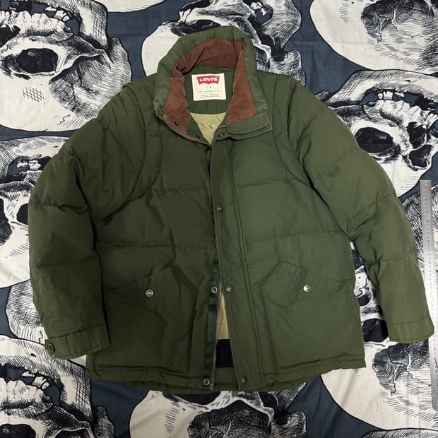 리바이스 다운 패딩 L사이즈