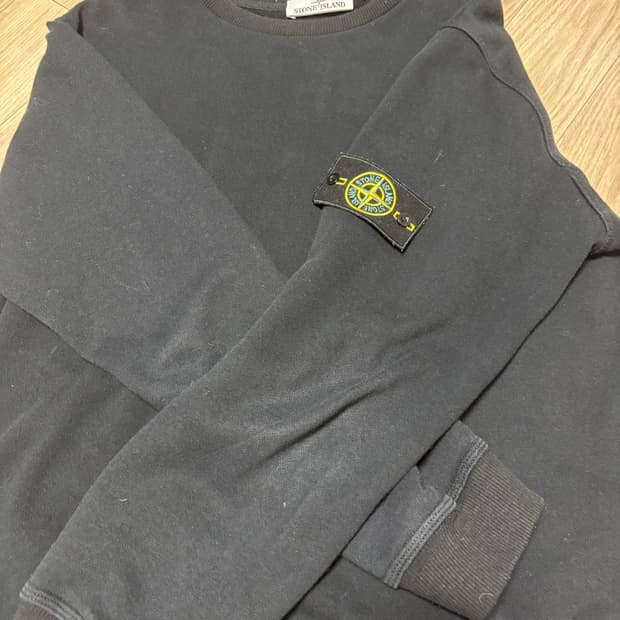 스톤아일랜드 맨투맨