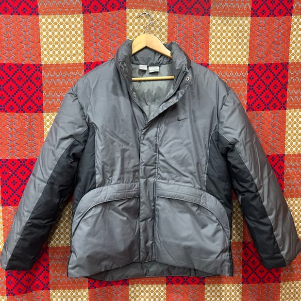 나이키 패딩 점퍼 그레이/블랙 커브포켓패딩 m 100