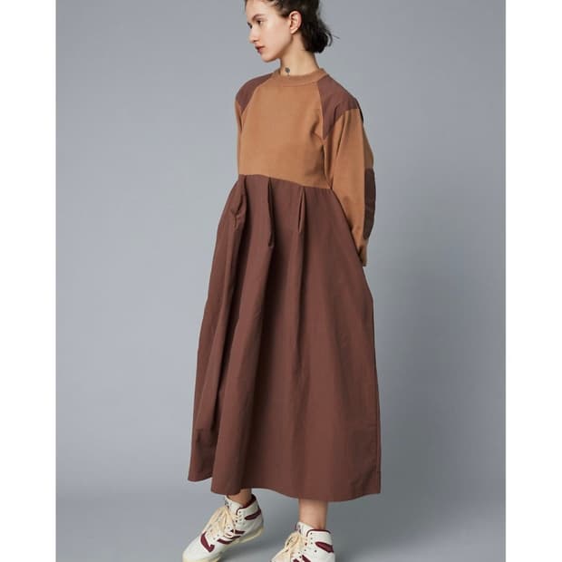 HeRIN.CYE 헤린사이 엘보우 패치 니트 드레스(엔폴드스타일)