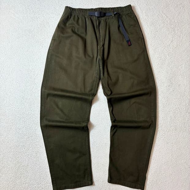 그라미치 Gramicci 올리브 테이퍼드핏 팬츠 PN6864