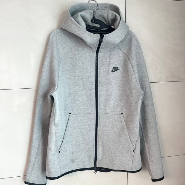 나이키 테크팩 후드집업 그레이 (L)