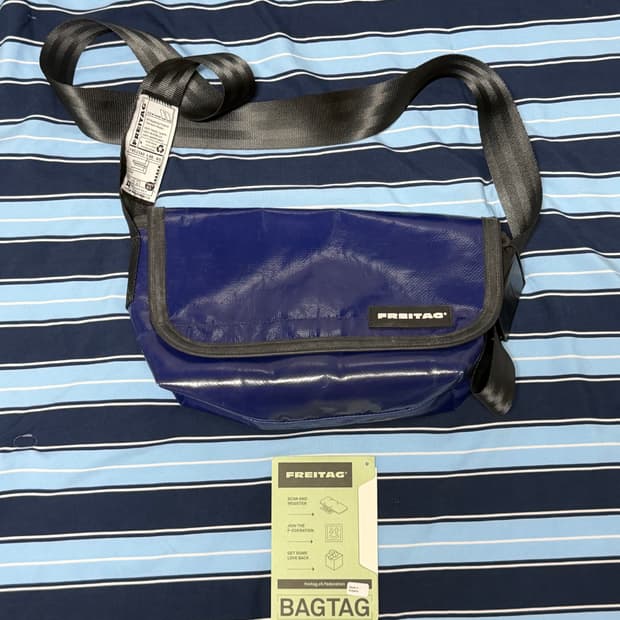 프라이탁 F41 하와이 파이브오 네이비 (민트택 O)