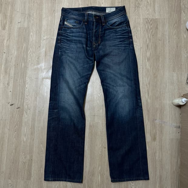 디젤 라키 레귤러 데님 청바지 28 