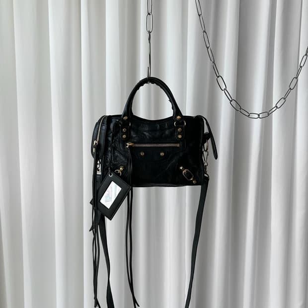 발렌시아가 클래식 시티 모터백 블랙