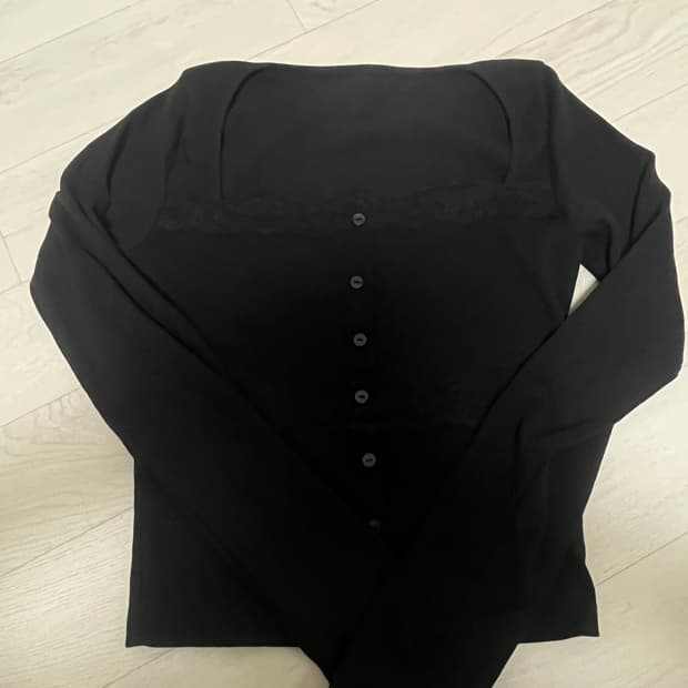 제니오 벨 레이스 가디건 블랙