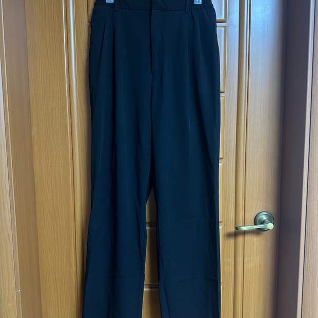 CMMN SWDN Jez Trousers (48 size)