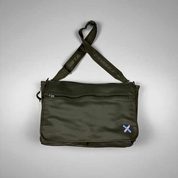 요시다포터 러기지라벨 뉴라이너 메신저백 올리브 L