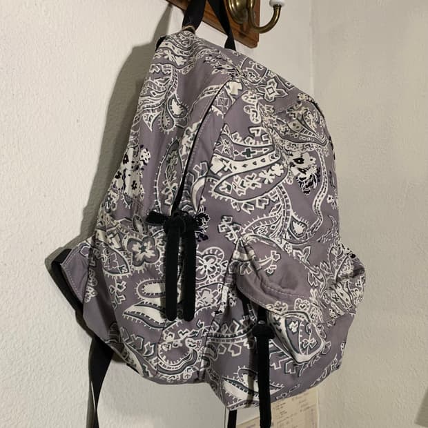 노마티디 페이즐리 백팩
