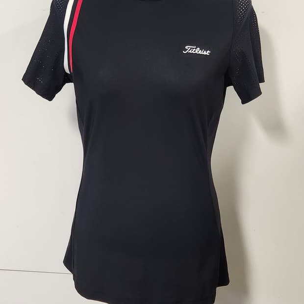 타이틀리스트 골프티셔츠 M (90)