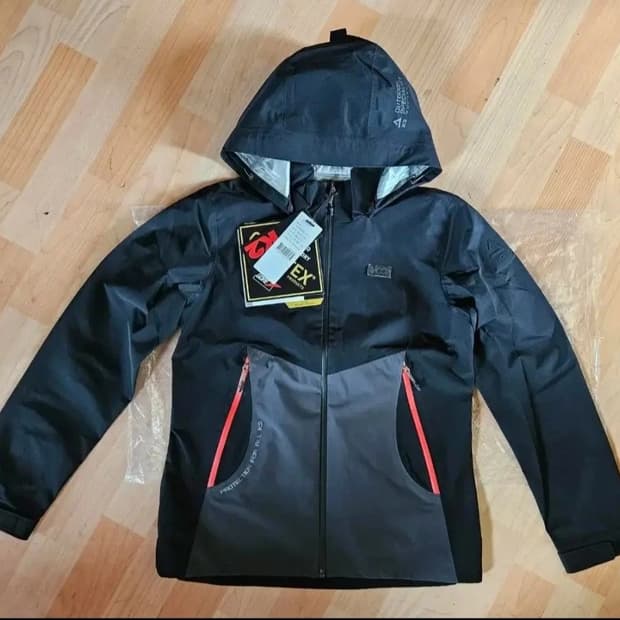 (새제품)K2 여성 고어텍스  자켓(블랙,다크레드)등산,트레킹95~105