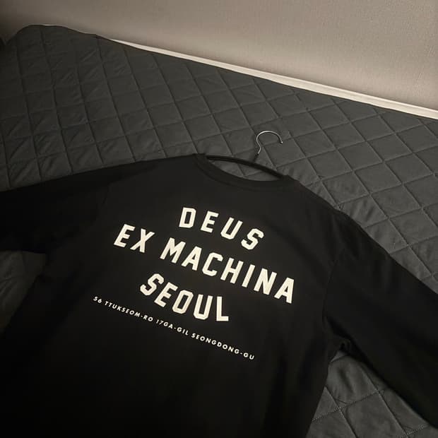 데우스 롱슬리브 M 블랙