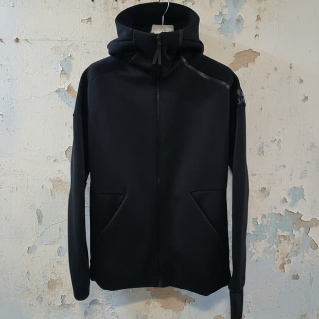 아디다스 Z.N.E 후드집업 블랙 M