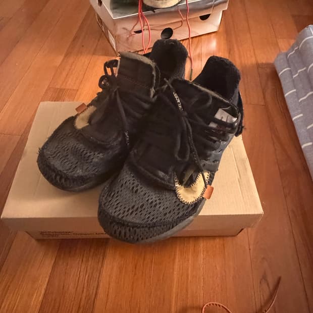 오프화이트 프레스토