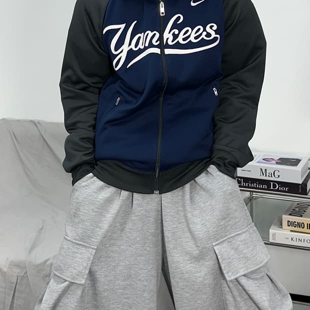 나이키 x 뉴욕 양키즈 배색 트랙탑 져지 S