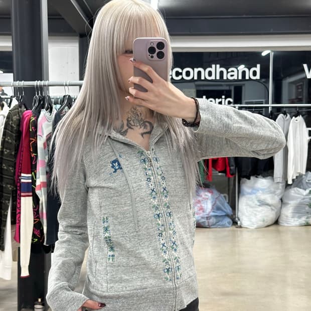 히스테릭 글래머 퍽베어 플라워 자수 후드