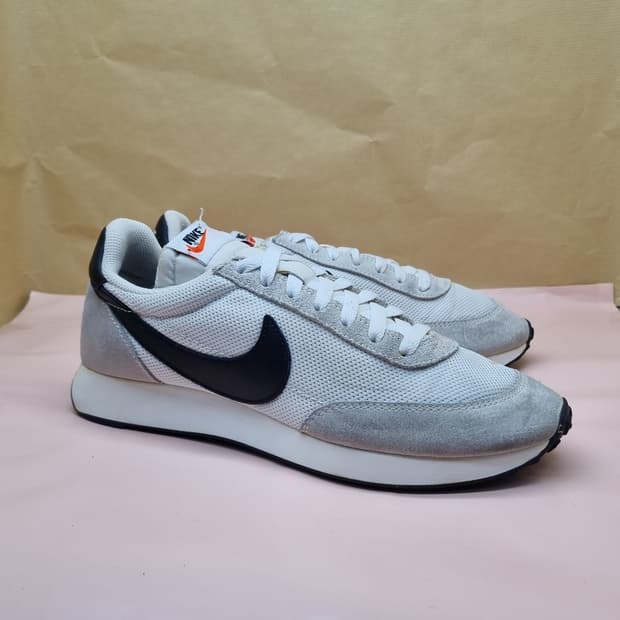 나이키 테일윈드79 남성운동화270