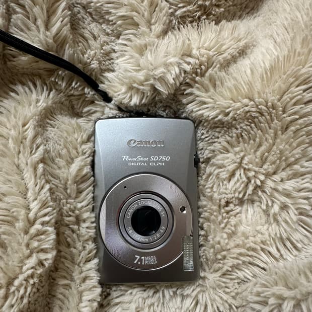 캐논 익서스 75 디카 , 유우시 디지털 카메라