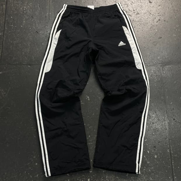 100 아디다스 나일론 팬츠