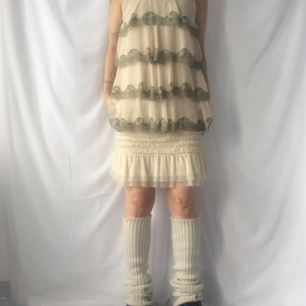 Lace layer sleeveless onepiece