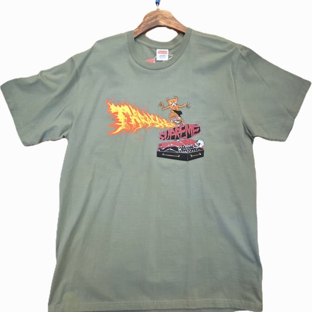 슈프림x트레셔 백 테일 티셔츠 라이트올리브 24fw