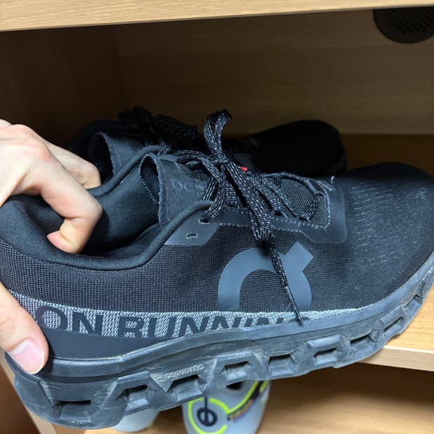 온러닝 클라우드몬스터2 블랙