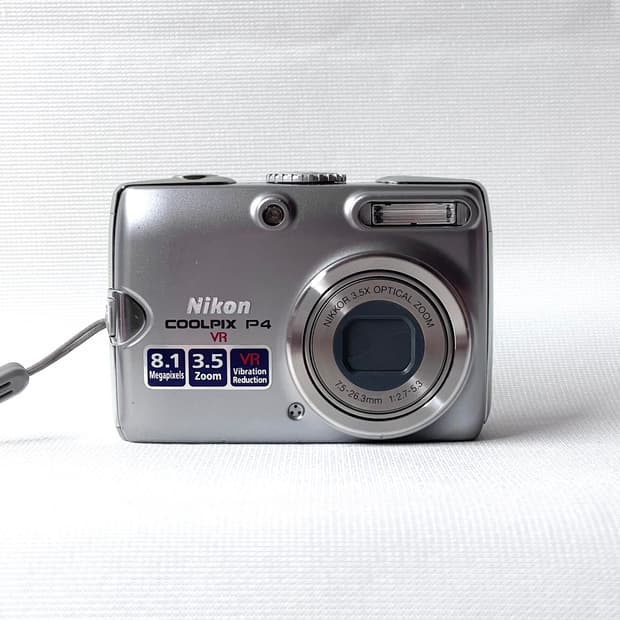니콘 쿨픽스 p4 nikon coolpix p4