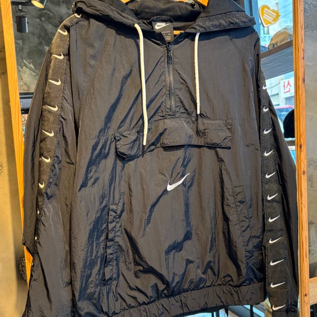 나이키 스우시 블랙 아노락 XL