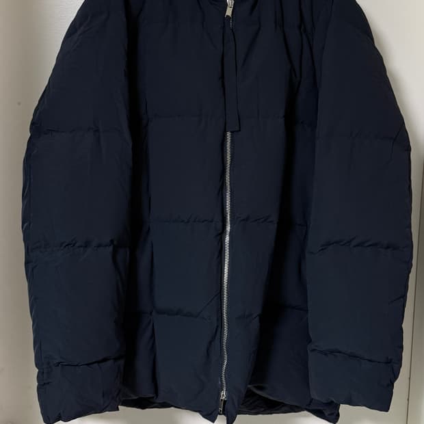 질샌더패딩! 얼바닉30 르메르 토템 파사드패턴 렉토 프라다 로에베 더로우