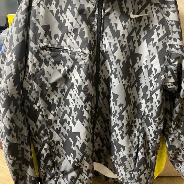 나이키 러닝 바람막이 M