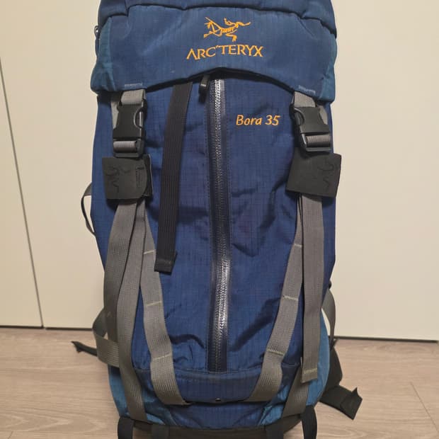 아크테릭스 Bora 35 (신형)+허리색
