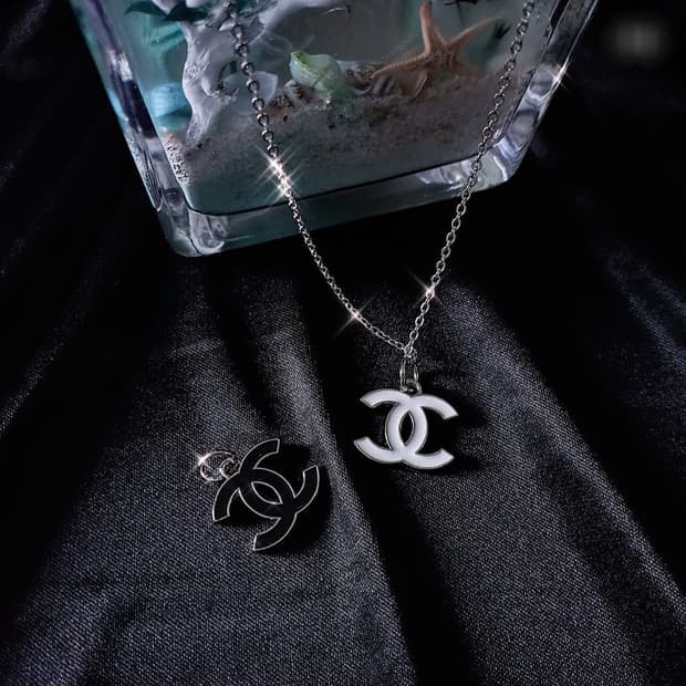 [chanel] 샤넬 빈티지 정품 참단추 업사이클링 목걸이 시그니처