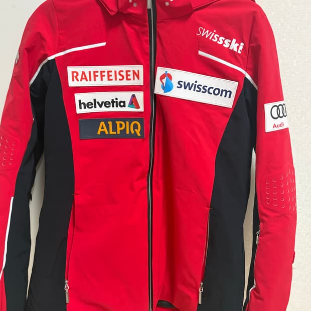 데상트 스위스 스키복