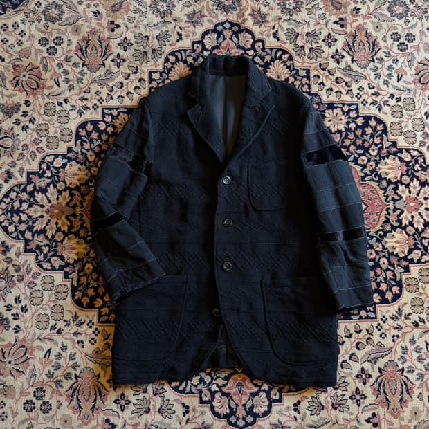 NADA not NADA 컬렉션 코트 100