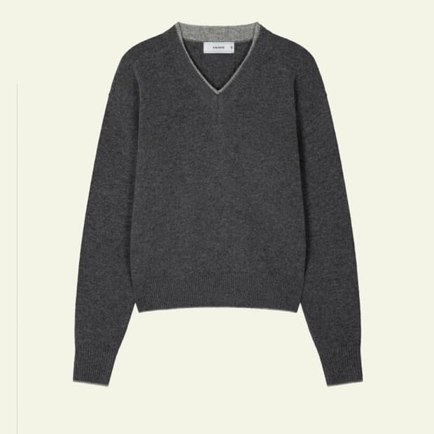 웨이비니스 드래프트 레이어드 브이넥니트 그레이