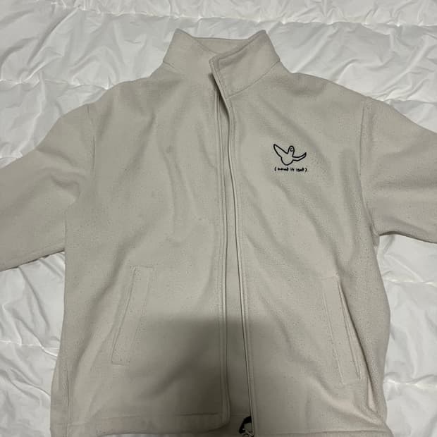 왓잇이즌트 후리스 