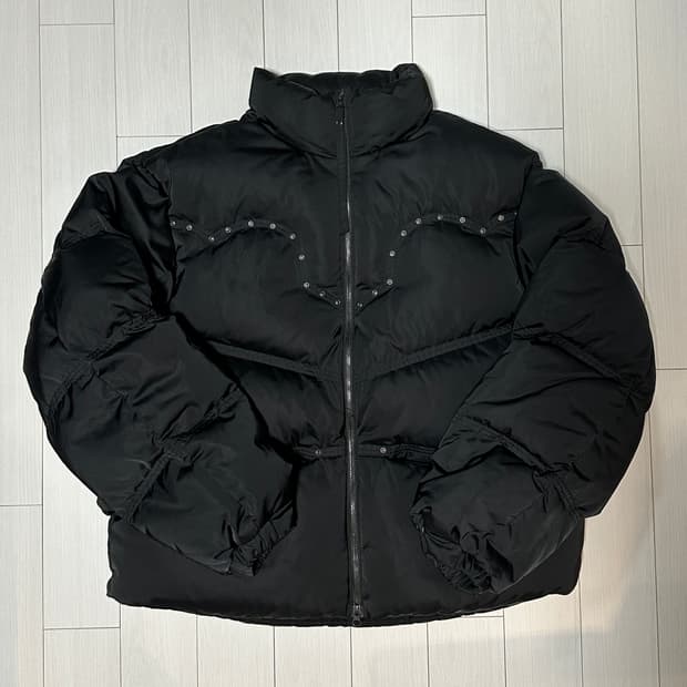 L) 언어펙티드 x 이동휘 스터드 다운 패딩