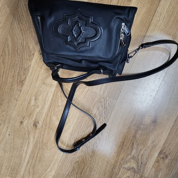 627) 오야니 크로스백