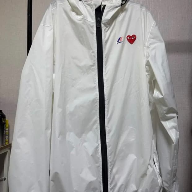 꼼데가르송 까웨 바람막이