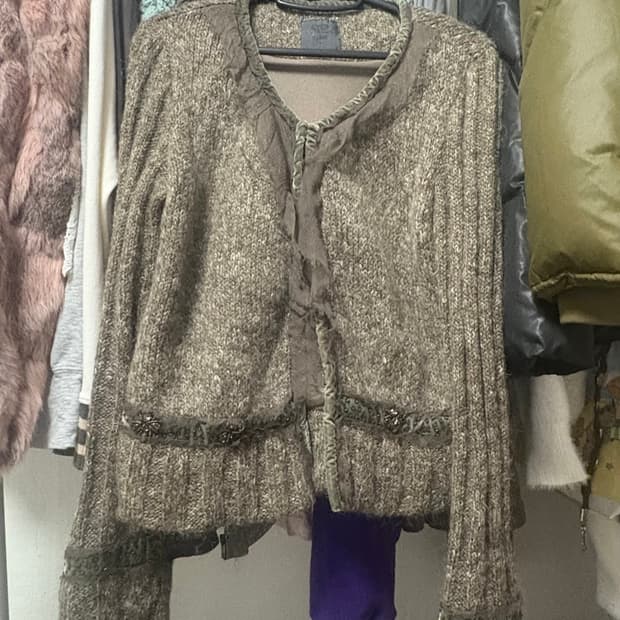 빈티지이게 뭐지? 가디건? 집업? 털자켓? 암튼 겉옷 팔아요