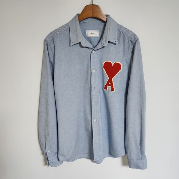 [40] 아미 블루 빅하트 코튼 셔츠 H19C024