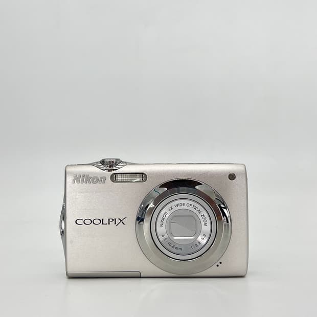 니콘 쿨픽스 Nikon Coolpix S3000 실버