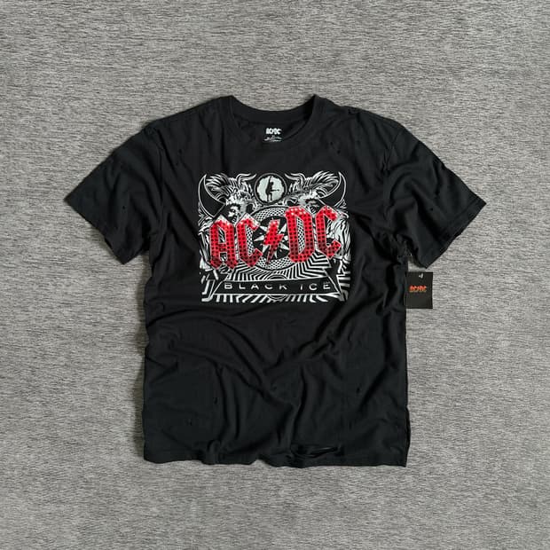 (새상품) Ac/Dc 비즈 로고 디스트로이드 반팔티