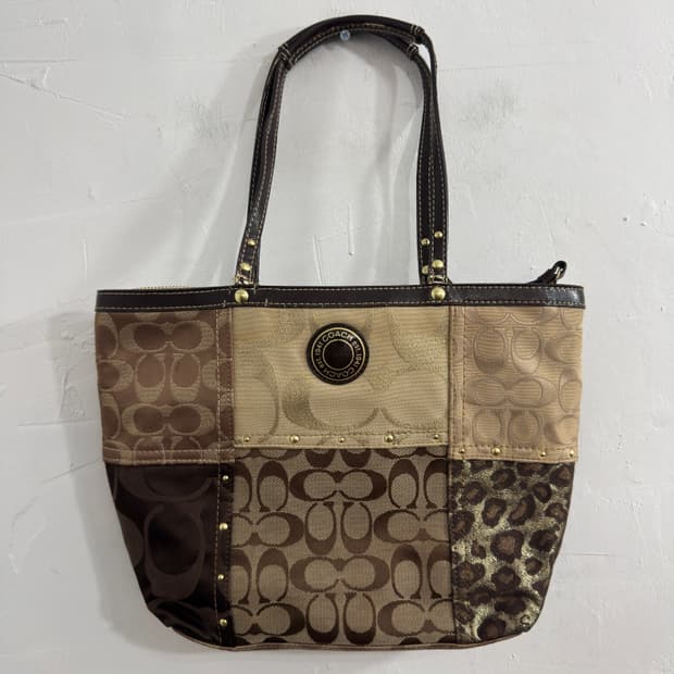 coach patch bag