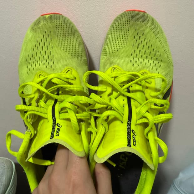 아식스 매직 스피드 4 세이프티 옐로우 블랙 - 2E 와이드