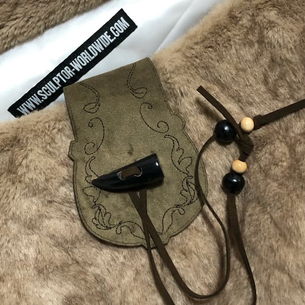 스컬프터 홀스슈 퍼 백 브라운