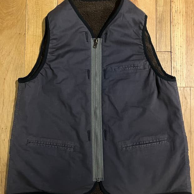 비즈빔 아이리스라이너조끼